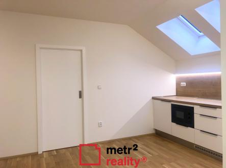 Pronájem bytu, 2+1, 74 m²