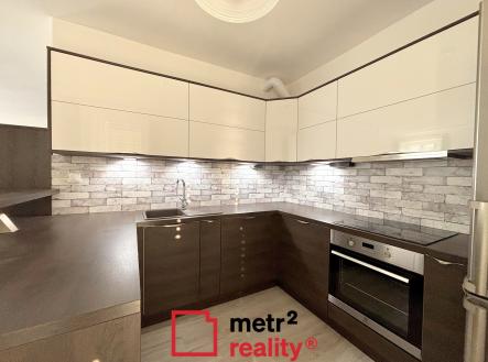 Pronájem bytu, 2+kk, 71 m²