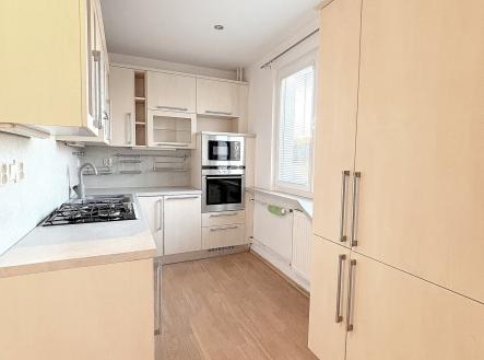 Pronájem bytu, 3+1, 64 m²