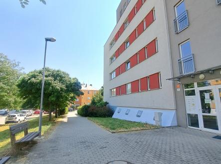 Pronájem bytu, 2+kk, 75 m²