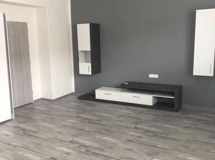 Pronájem bytu, 1+1, 70 m²