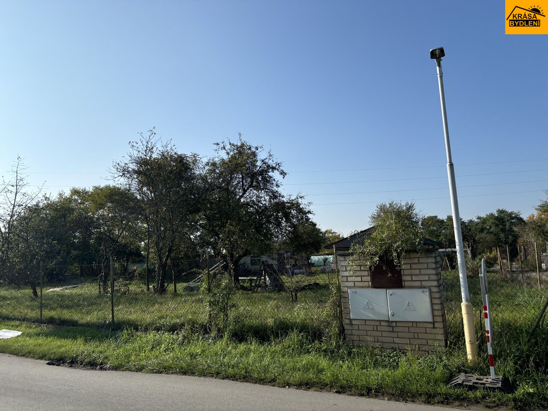 Prodej pozemků v Tišicích, Kozly