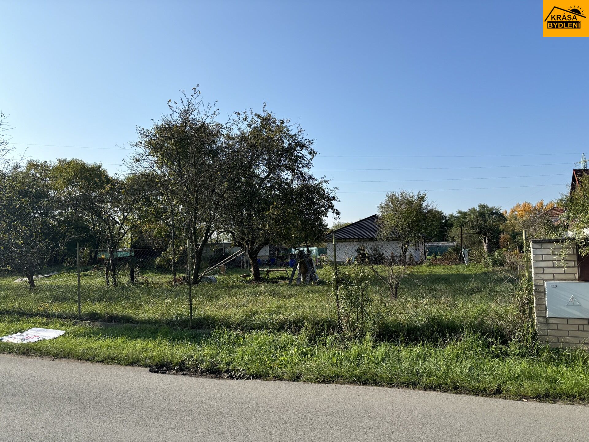 Prodej pozemků v Tišicích, Kozly