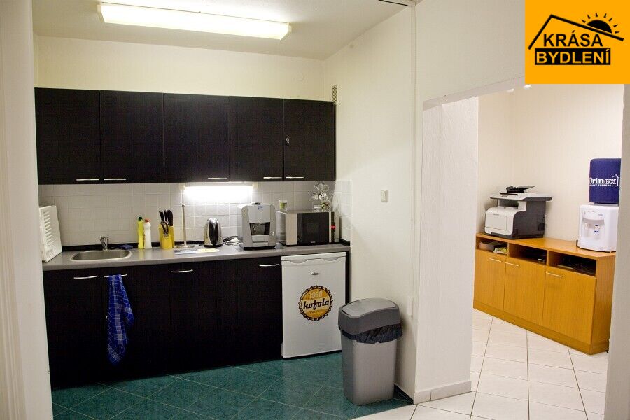 Pronájem kanceláře v Olomouci, Chválkovice