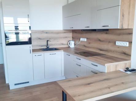 Pronájem bytu, 1+kk, 31 m²