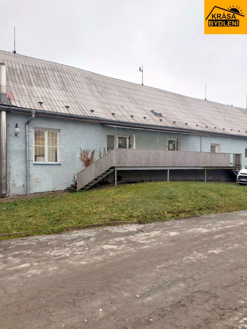 Pronájem komerčního prostoru v Haňovicích