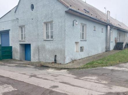 Pronájem obchodní prostor