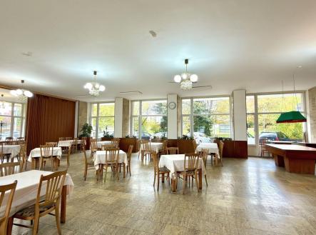 Prodej restaurace, 730 m²