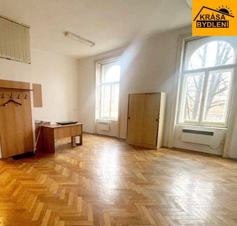 Pronájem bytu 1+kk v Olomouci, město
