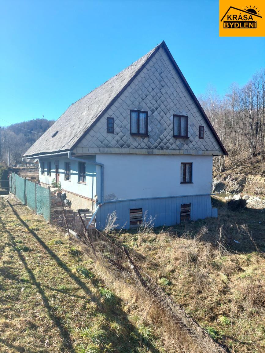 Prodej chalupy 6+2 v Jeseníku, Bukovicích