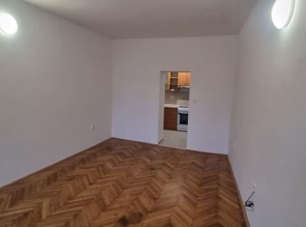 Pronájem bytu, 1+1, 35 m²