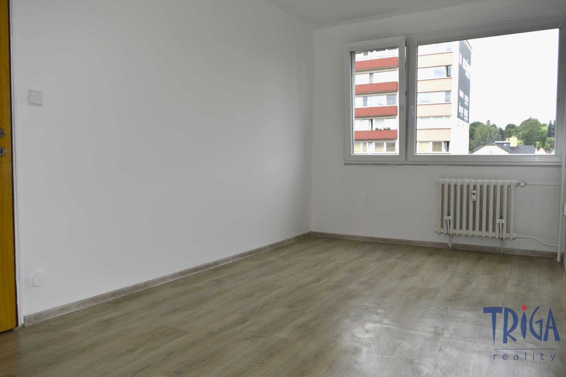 Náchod - Prodej bytu 3+1 se zasklenou lodžií