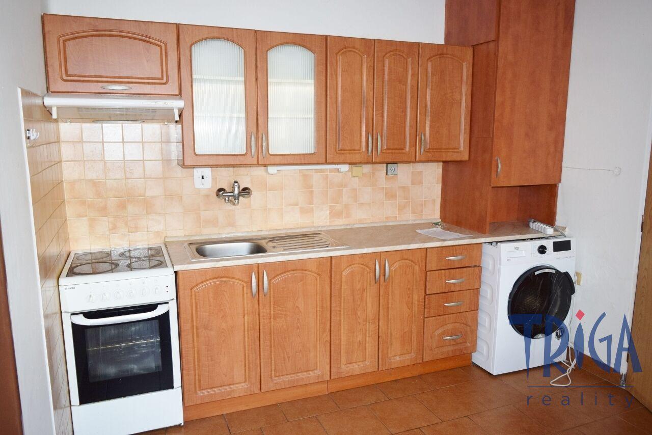 Dvůr Králové n. L. - Zděný byt 2+kk u centra