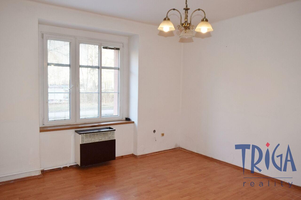 Dvůr Králové n. L. - Zděný byt 2+kk u centra