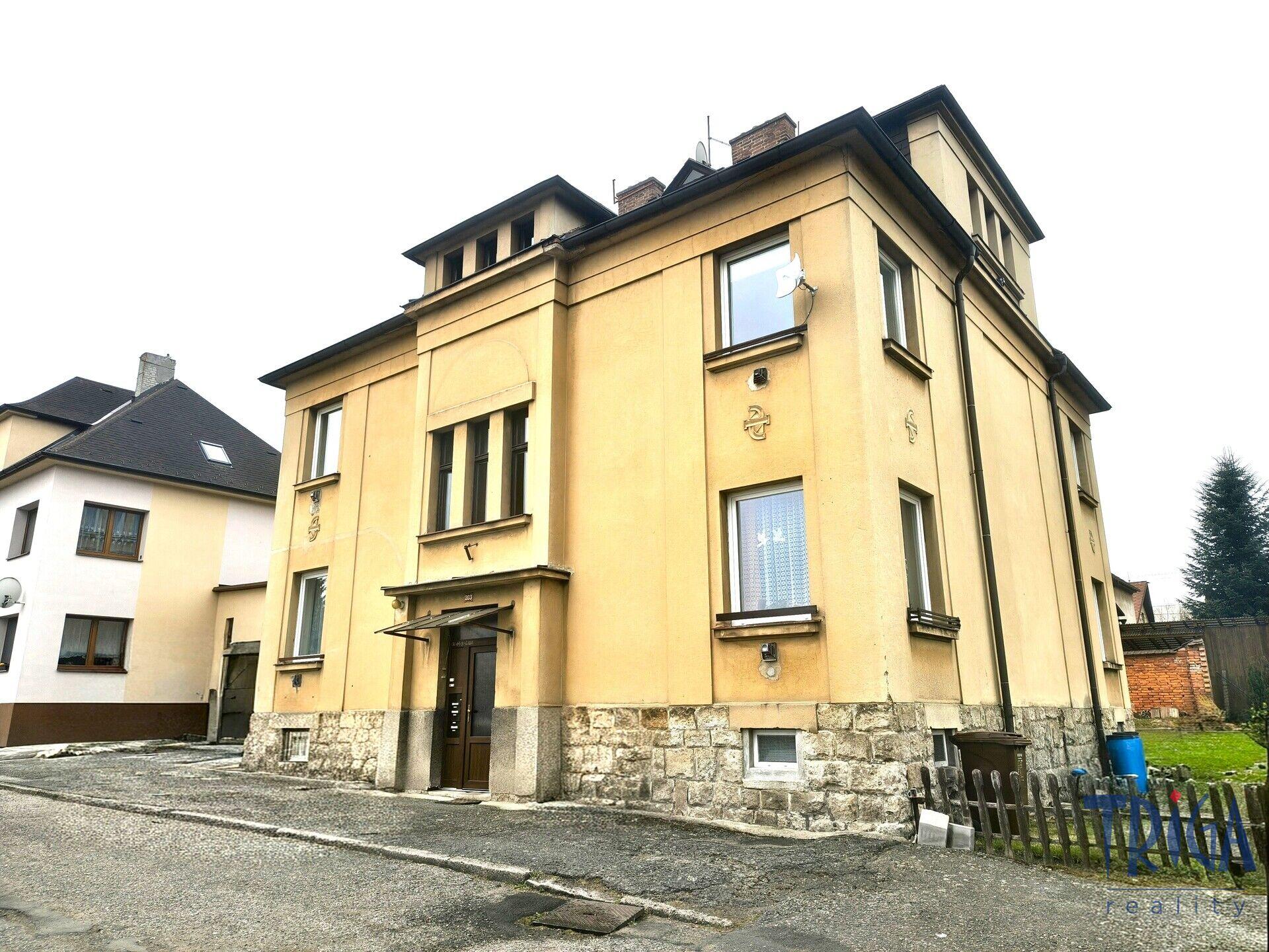 Prodej bytového domu se čtyřmi bytovými jednotkami  - Lhota za Červeným Kostelcem