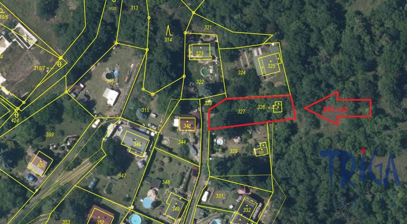 Církvice - Prodej pozemku s chatou