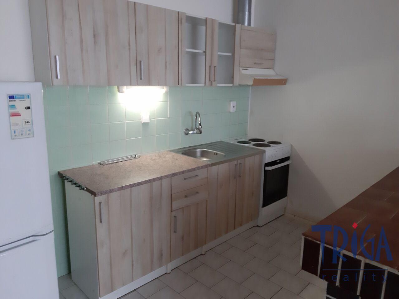 Dvůr Králové nad Labem - Dlouhodobý pronájem bytu 1+kk