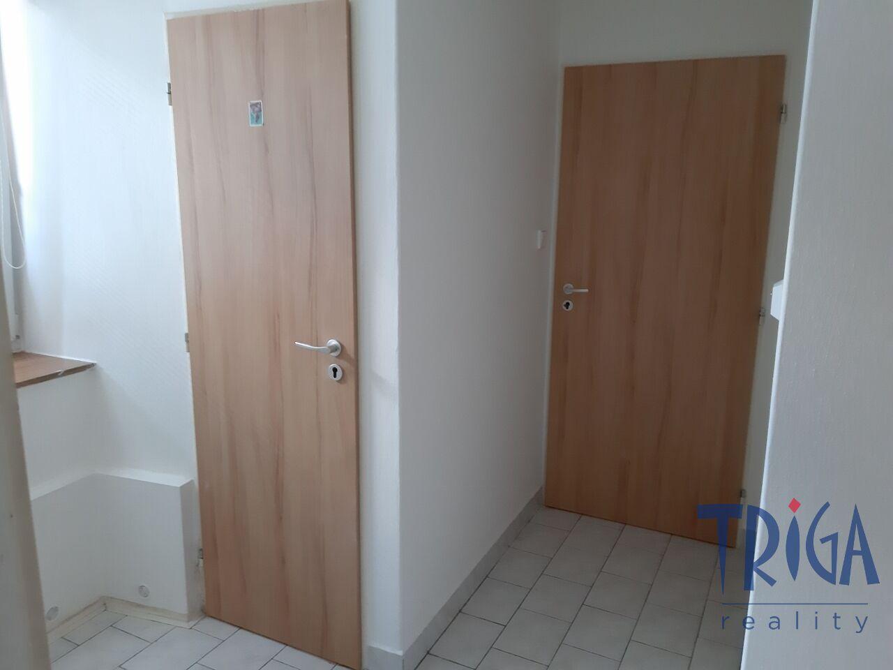 Dvůr Králové nad Labem - Dlouhodobý pronájem bytu 1+kk