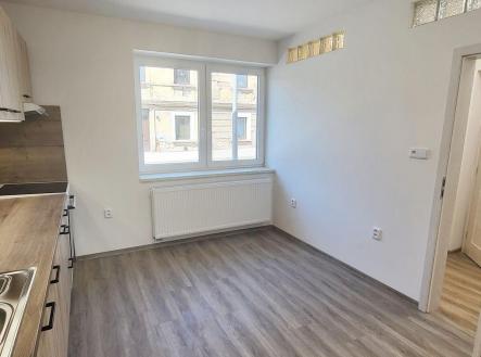 Pronájem bytu, 1+1, 35 m²