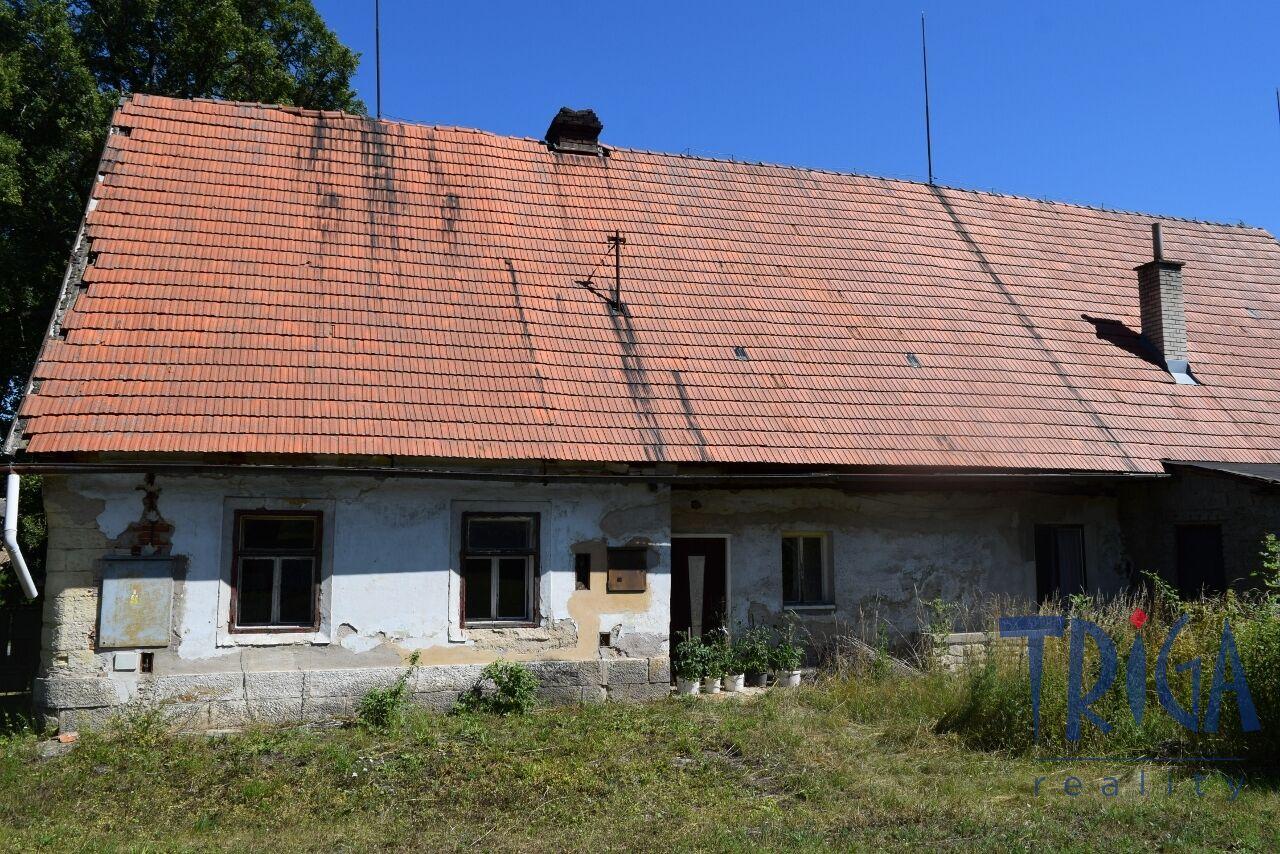 Vlčkovice v Podkrkonoší - Starší zděný dům k rekonstrukci na slunném místě