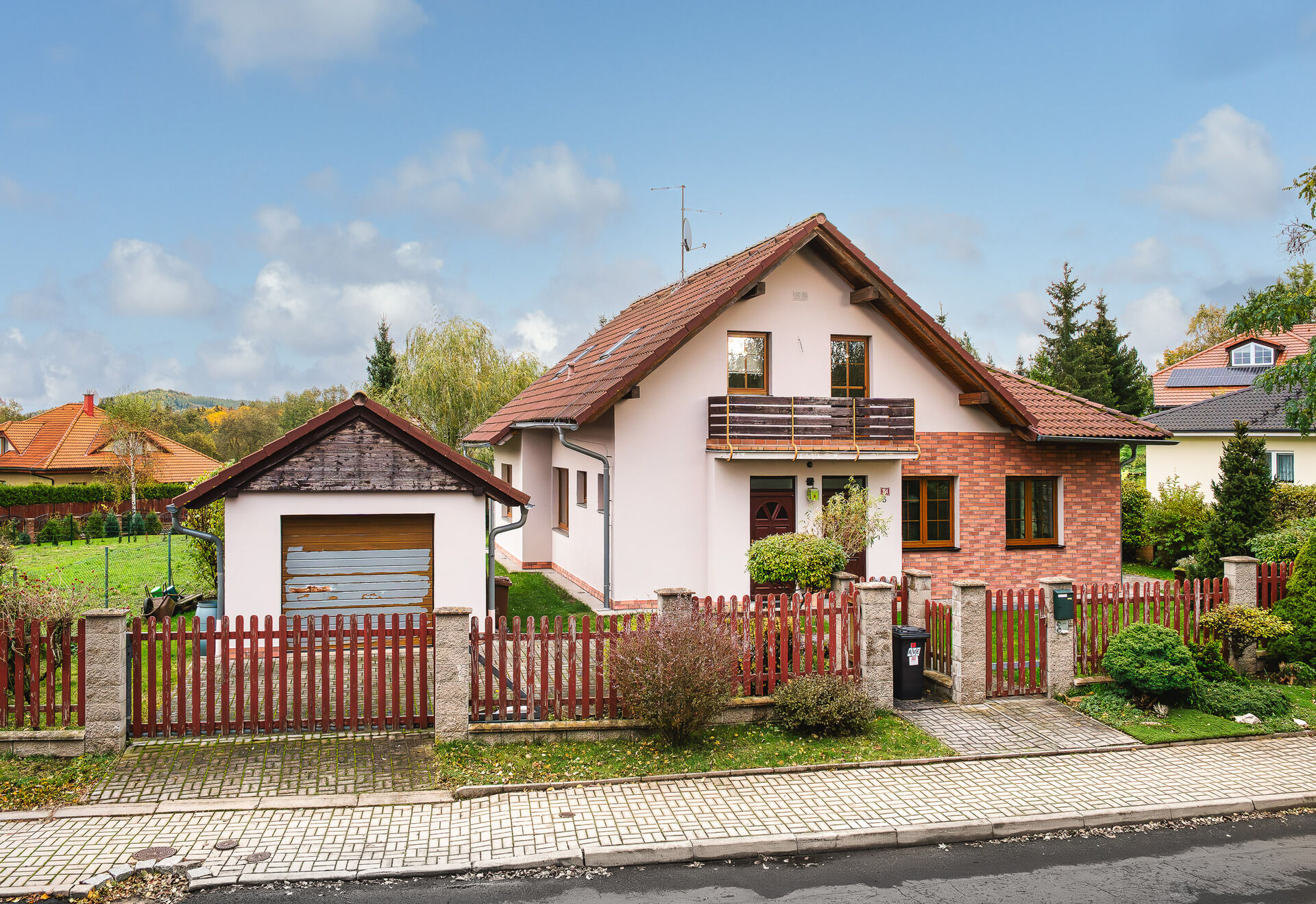 Pronájem prostorného 4+kk, 134 m2, Karlovy Vary Hůrky