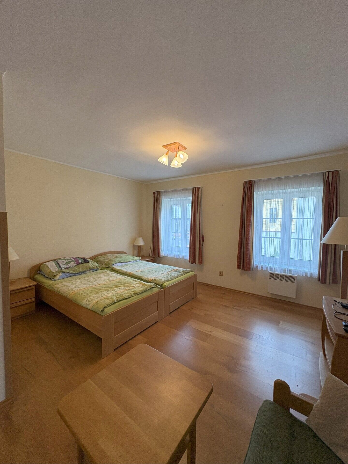 Pronájem bytu 1+kk (29m²), Karlovy Vary