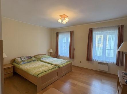 Pronájem bytu, 1+kk, 29 m²