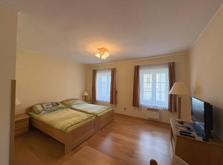Pronájem bytu, 1+kk, 29 m²