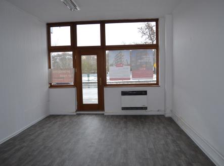 Pronájem obchodní prostor, 76 m²