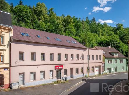 Prodej nájemního domu, 750 m²