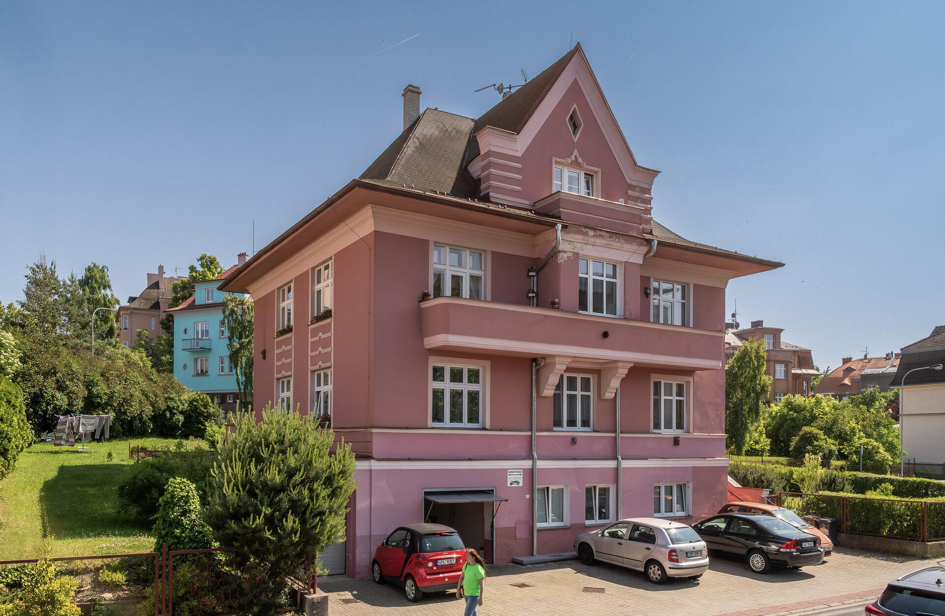 Pronájem bytu 1+1, 38 m2, Americká - horní Drahovice, Karlovy Vary