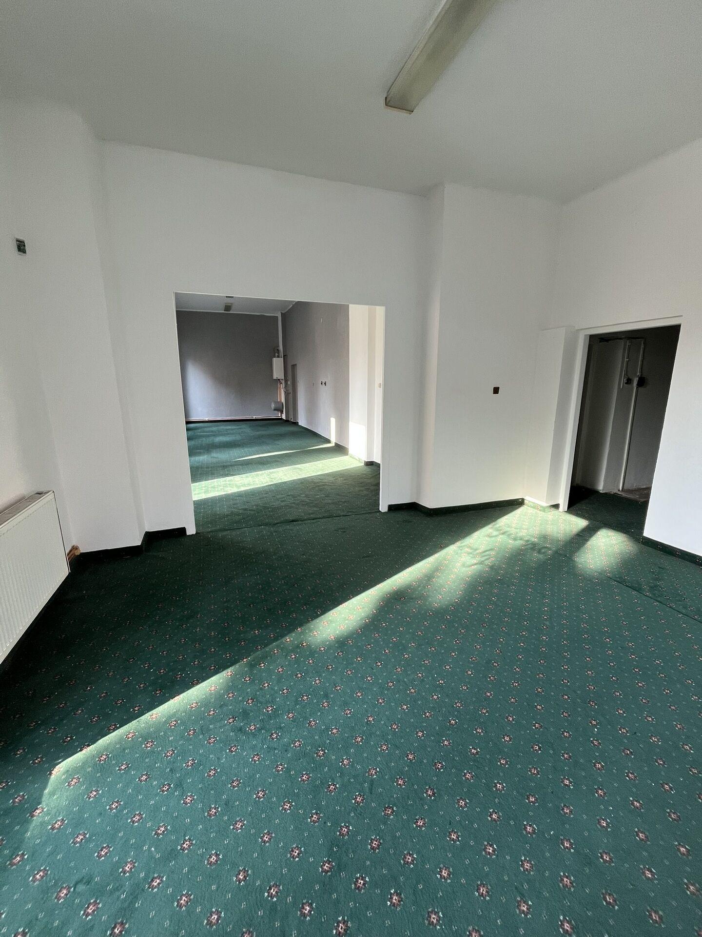Pronájem nebytového prostoru 129 m2, Studentská - Karlovy Vary