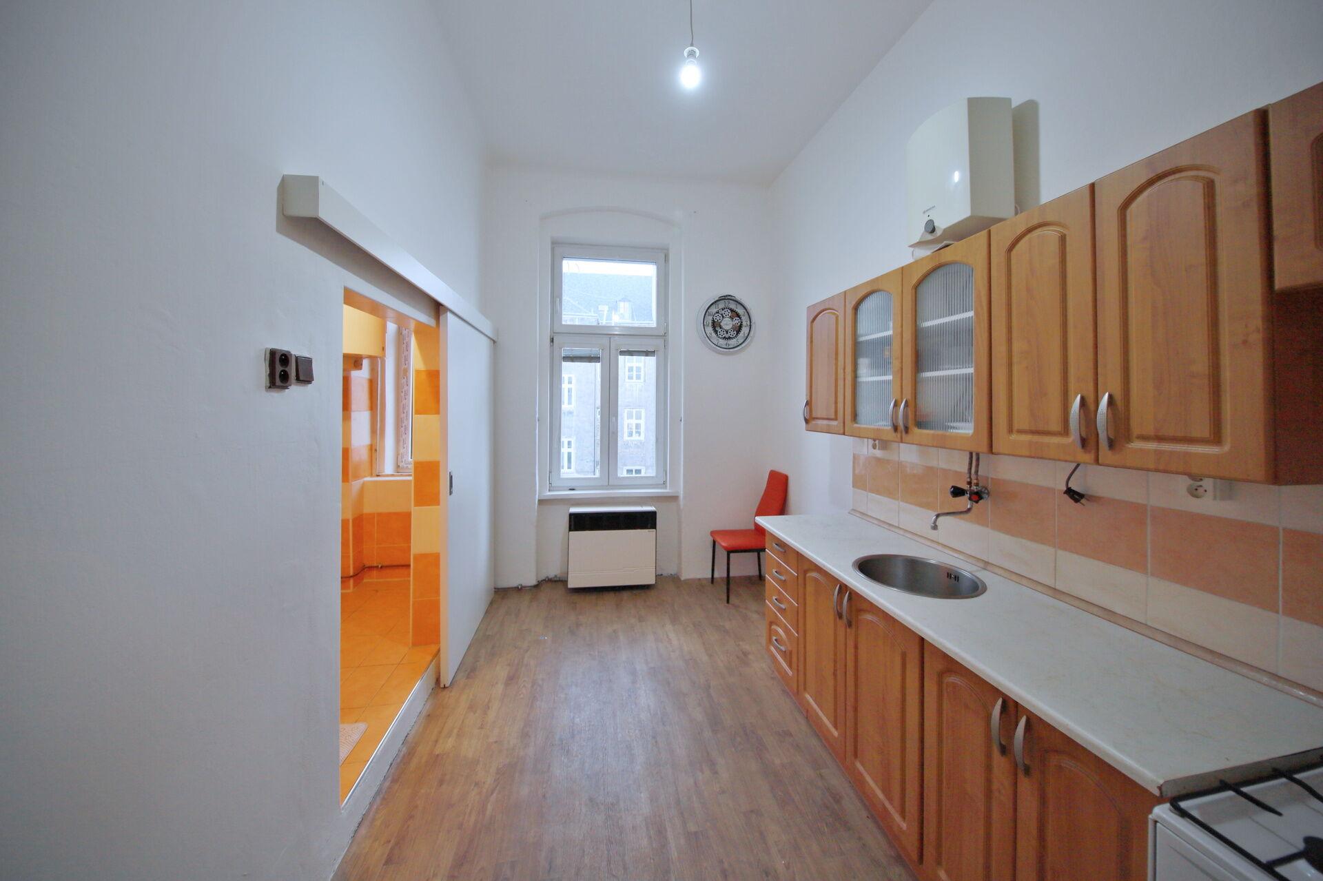 Pronájem bytu 2+1 v centru města 56 m², náměstí Republiky