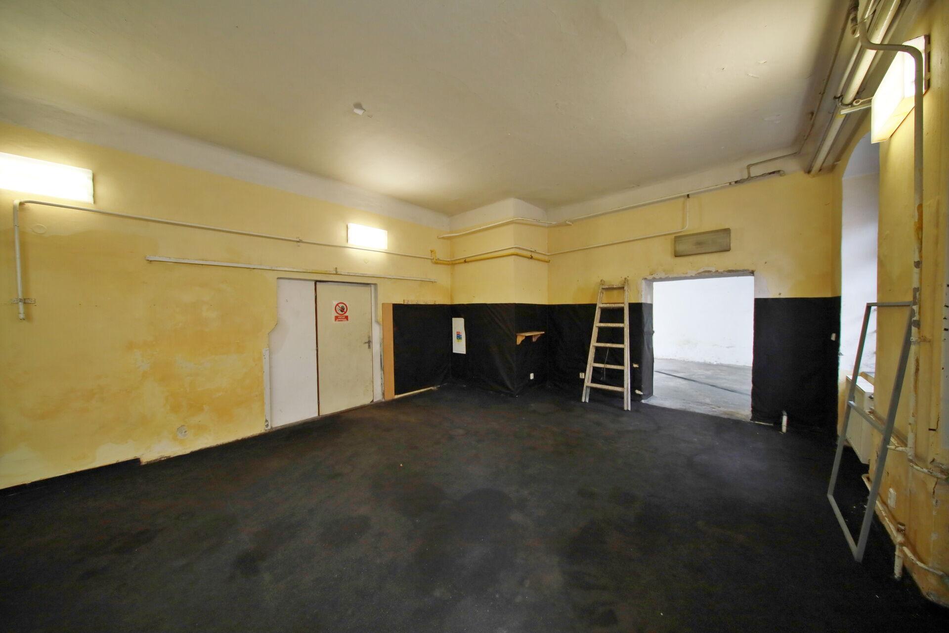 Pronájem komerčních prostor, 275 m2, Březová u Karlových Varů