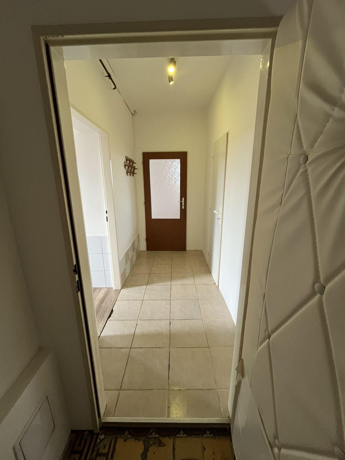 Pronájem bytu 2+1, 44 m2, Studentská, Karlovy Vary - Doubí