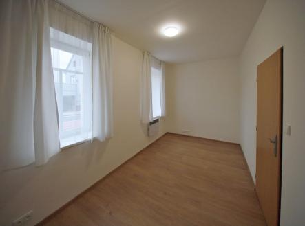 Pronájem bytu, 2+1, 36 m²