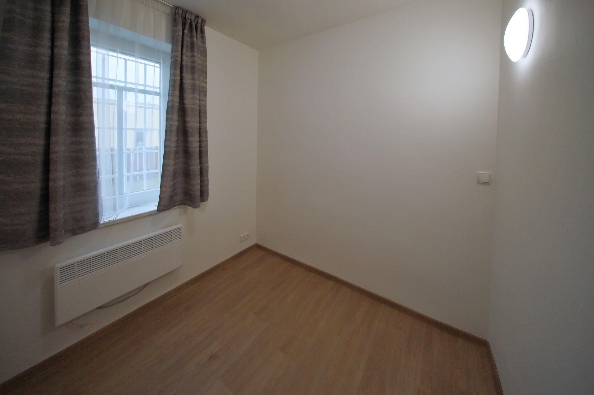 Pronájem bytu 2+1, 36 m2, Doubí Karlovy Vary