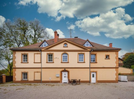 Prodej hotel, 444 m²