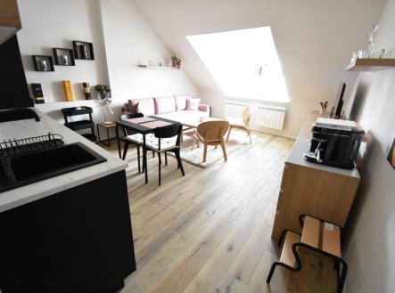 Pronájem bytu, 2+kk, 42 m²
