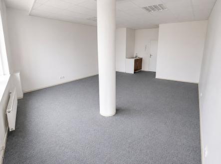 Pronájem kanceláře, 42 m²