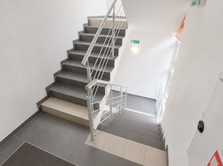 Pronájem kanceláře, 42 m²