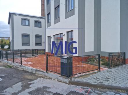 Pronájem obchodní prostor, 88 m²