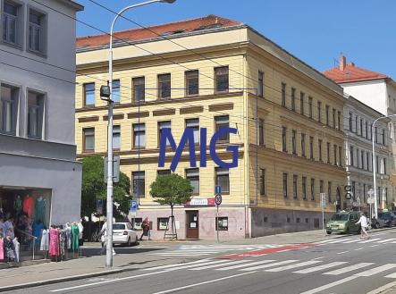 Pronájem kanceláře, 159 m²