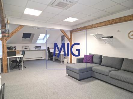 Pronájem kanceláře, 159 m²