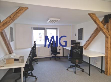 Pronájem kanceláře, 159 m²