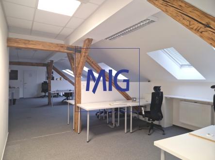 Pronájem kanceláře, 159 m²