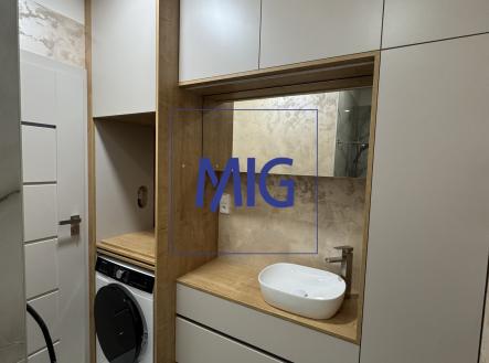 Pronájem bytu, 2+kk, 44 m²