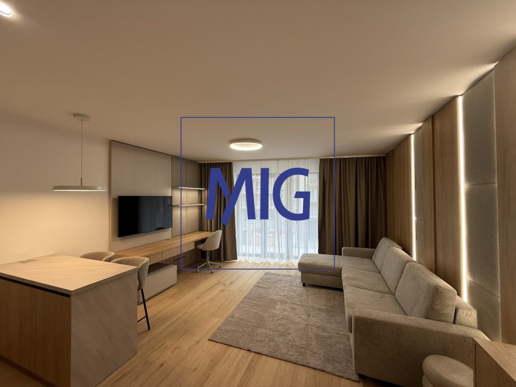 11764C36-27B6-40F7-893B-BF2C73E57D6F_1_105_c