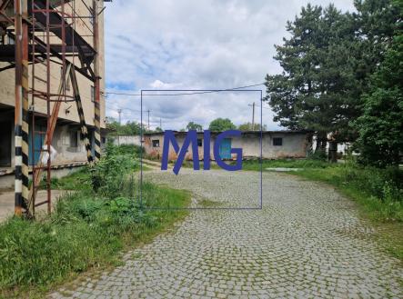 Pronájem komerčního objektu, sklad, 1 200 m²