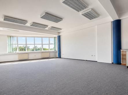 Pronájem kanceláře, 57 m²